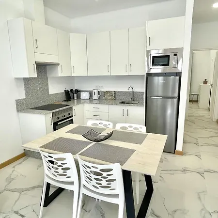 6 Island Village With Wi Fi And Pool