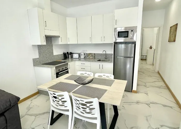 6 Island Village With Wi Fi And Pool